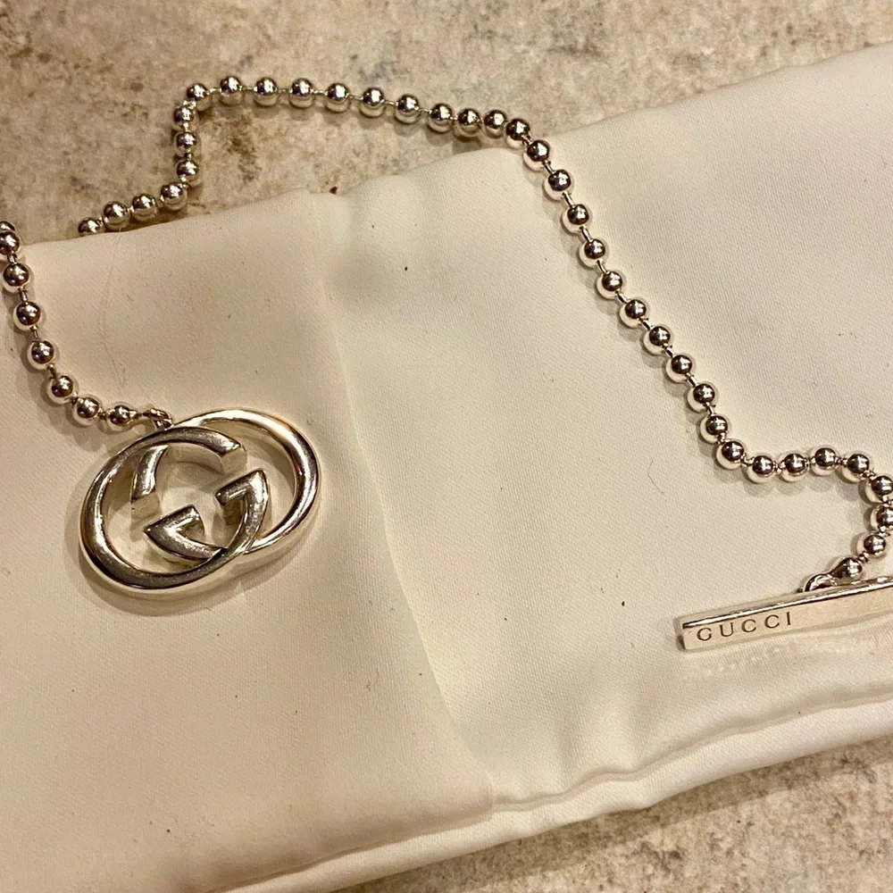Gucci Silver Necklace - Picture 4 of 9